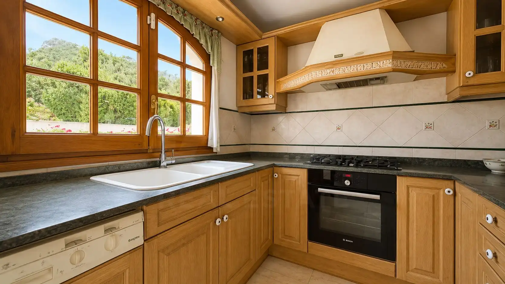 Cocina de Casa o chalet en venta en El Vendrell con Aire acondicionado, Calefacción y Terraza