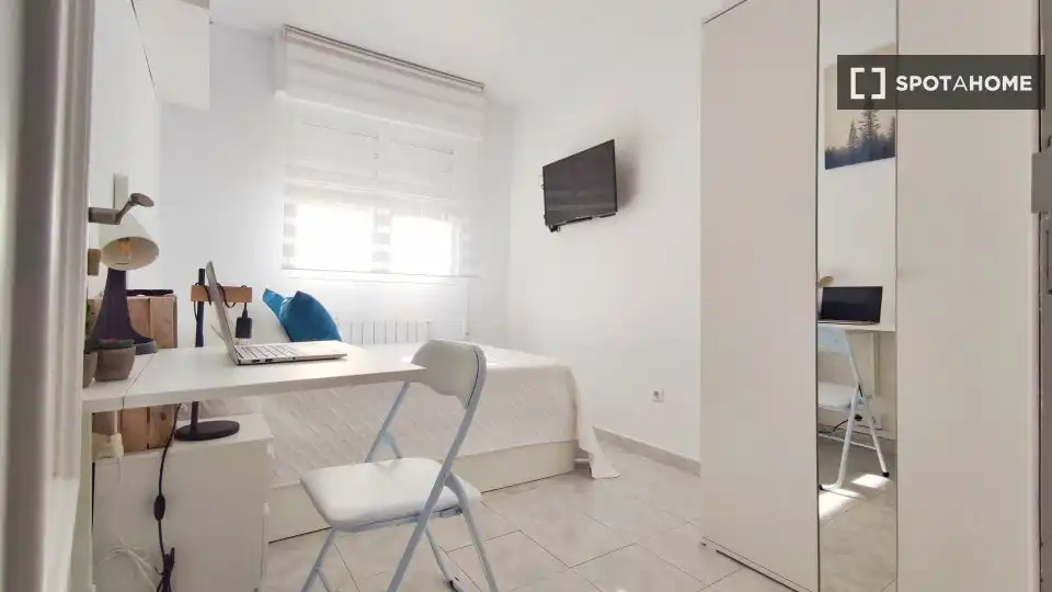 Room in Getafe, Madrid