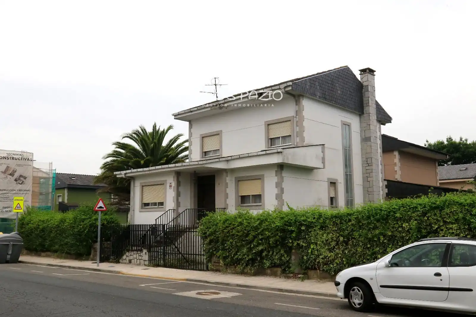 Vista exterior de Casa o chalet en venta en Lugo con Calefacción, Amueblado y Alarma