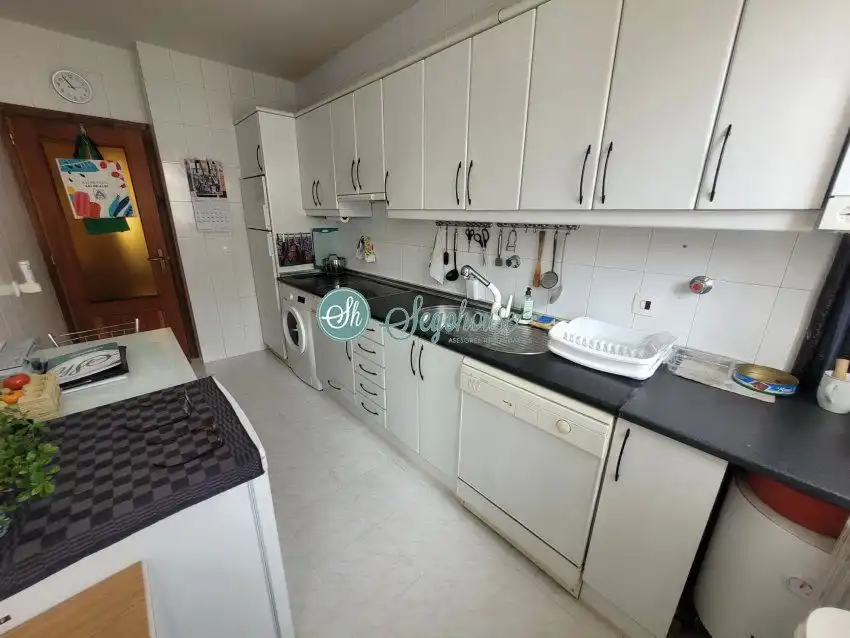 Cocina de Piso en venta en La Lastrilla  con Calefacción y Terraza