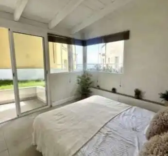 Dormitori de Casa o xalet en venda en Adeje amb Jardí privat, Terrassa i Piscina