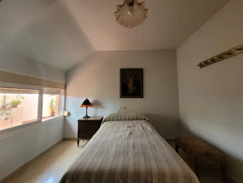 Schlafzimmer von Dachboden zum Verkauf in Málaga mit Klimaanlage, Heizung und Terrasse
