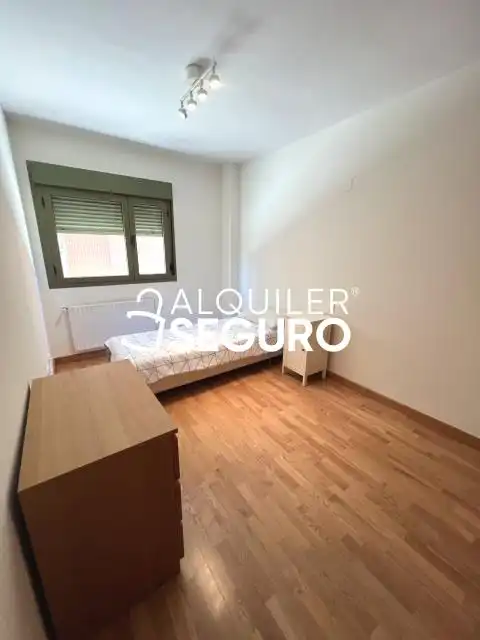 Bedroom of Flat for rent in Getafe  with Air Conditioner, Heating and Storage room