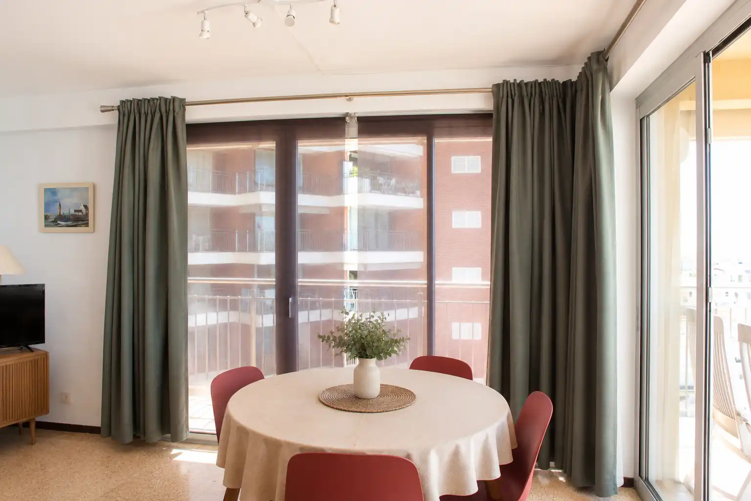 Esszimmer von Wohnungen zur Miete in Palamós mit Klimaanlage, Terrasse und Möbliert