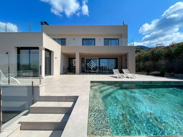 Casa-chalet en Venta en Palau-saverdera