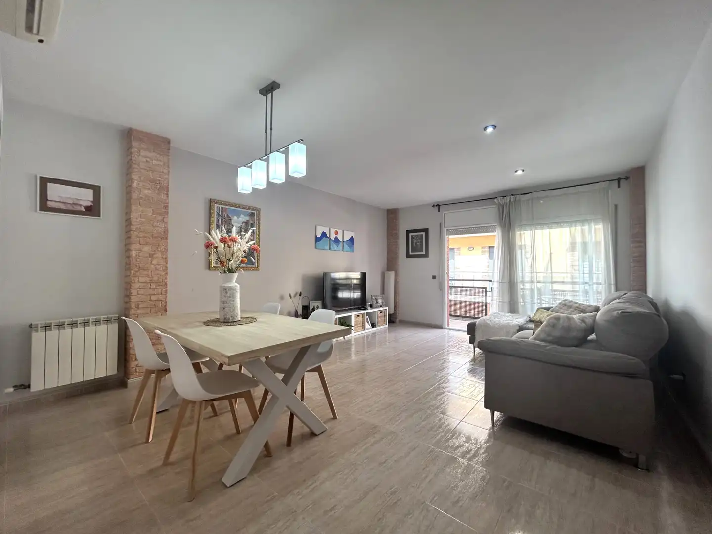 Vista exterior de Piso en venta en Palafolls con Aire acondicionado, Calefacción y Trastero