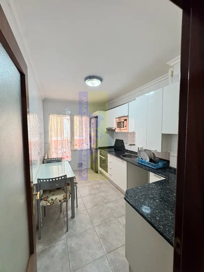 Cocina de Piso de alquiler en Castro-Urdiales con Amueblado
