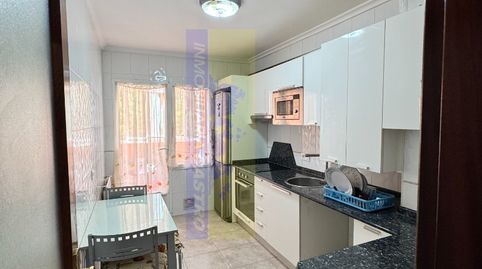 Foto 4 de Piso de alquiler en Poeta Angel Cobo, Cotolino, Castro-Urdiales