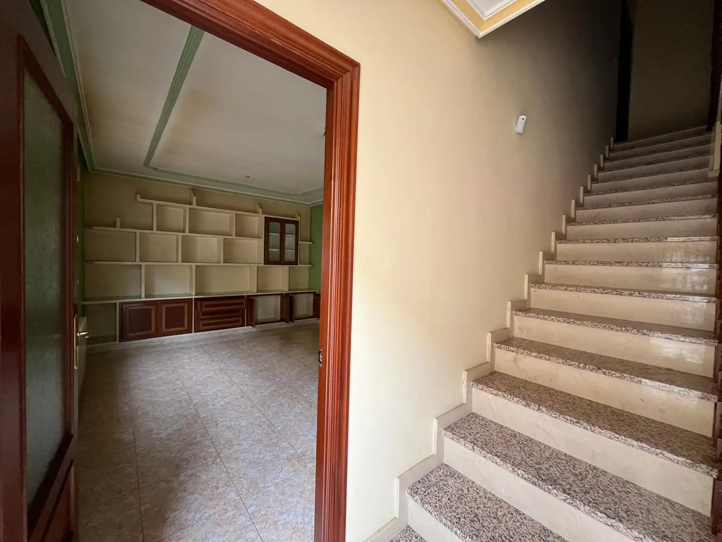 Casa adosada en venta en Argamasilla de Alba con Alarma