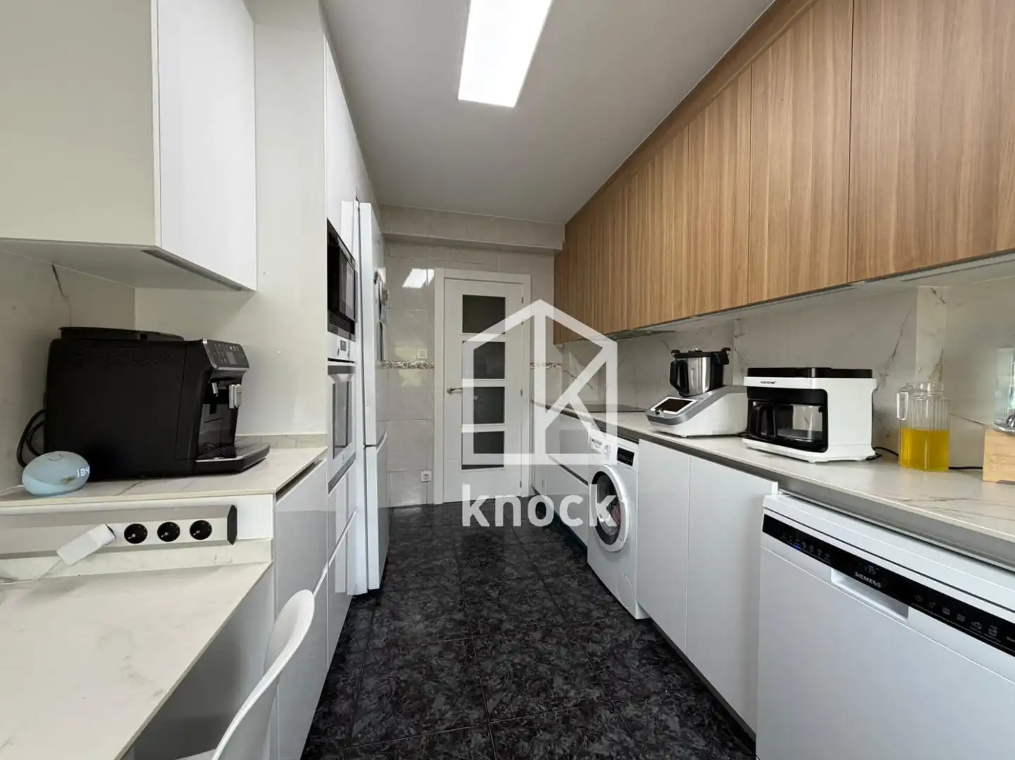 Cocina de Piso en venta en Gijón  con Calefacción