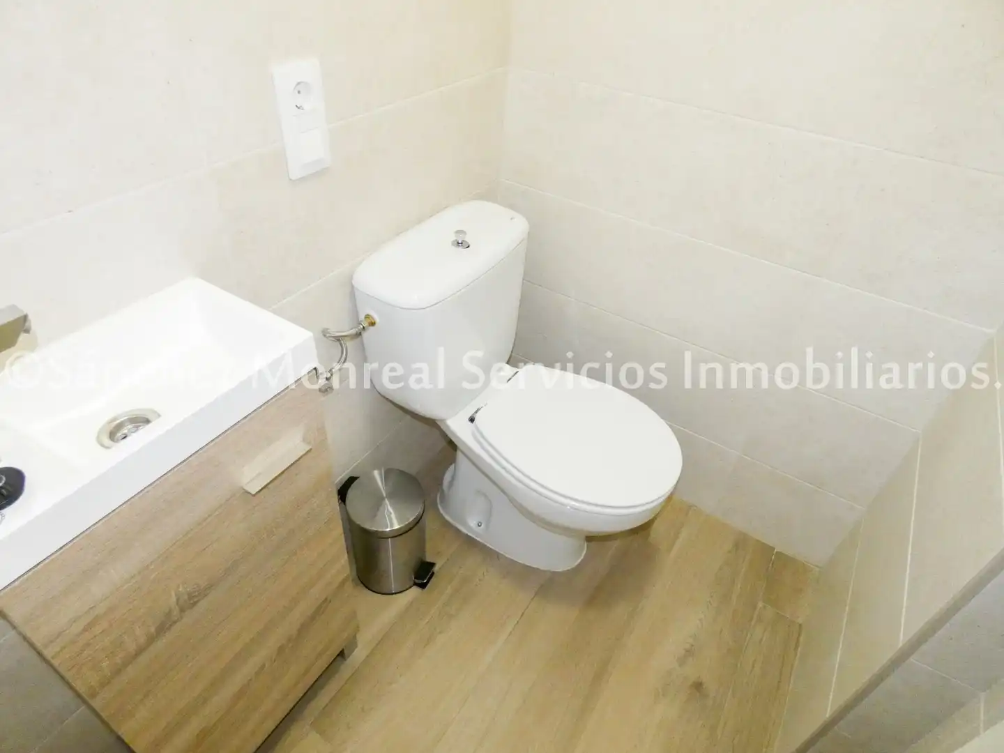 Baño de Piso de alquiler en Alcázar de San Juan con Aire acondicionado, Terraza y Amueblado