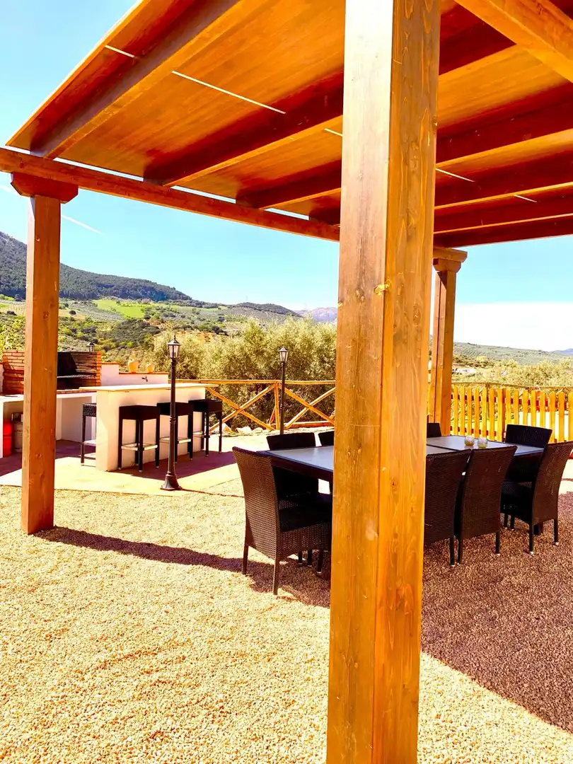 Terrassa de Finca rústica en venda en Villanueva del Trabuco amb Jardí privat, Terrassa i Moblat