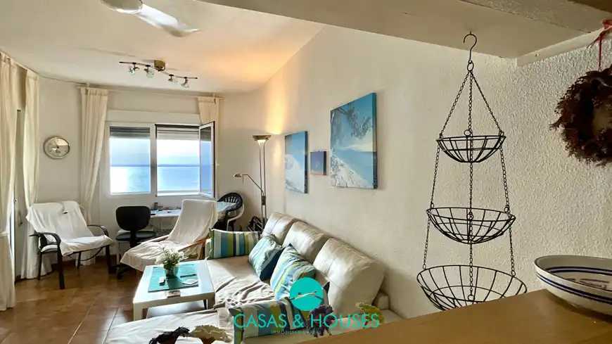 Sala d'estar de Pis en venda en La Manga del Mar Menor amb Aire condicionat, Terrassa i Moblat