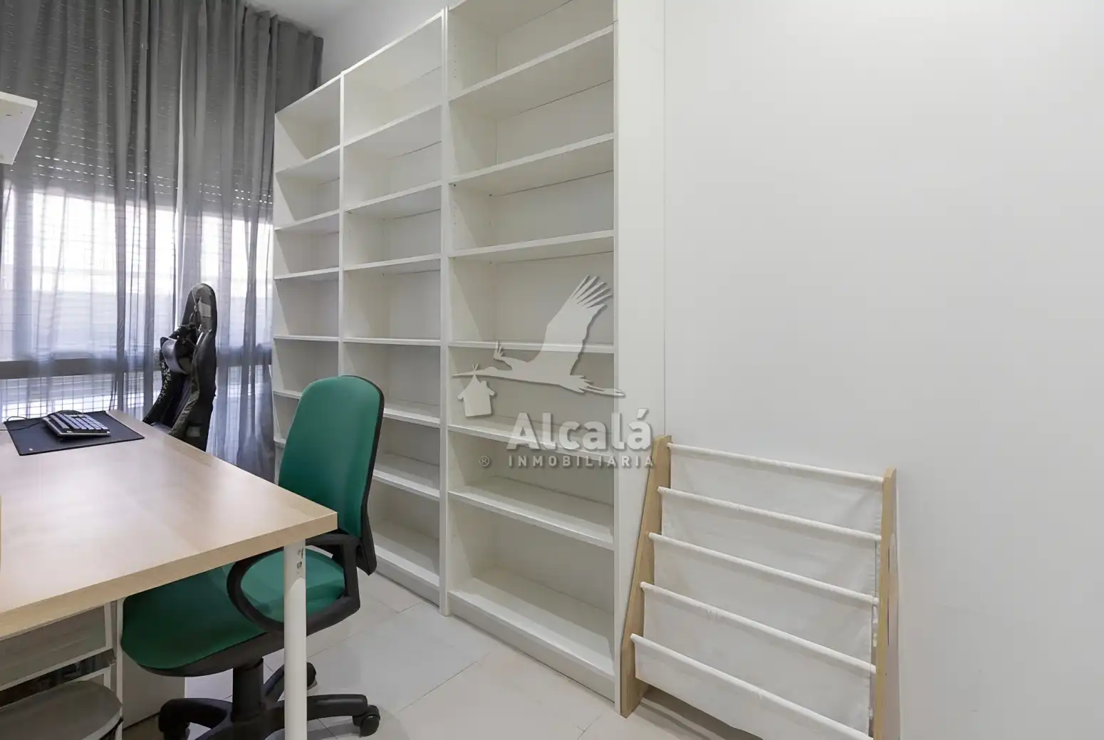 Flat for sale in Loeches  with Air Conditioner, Heating and Private garden