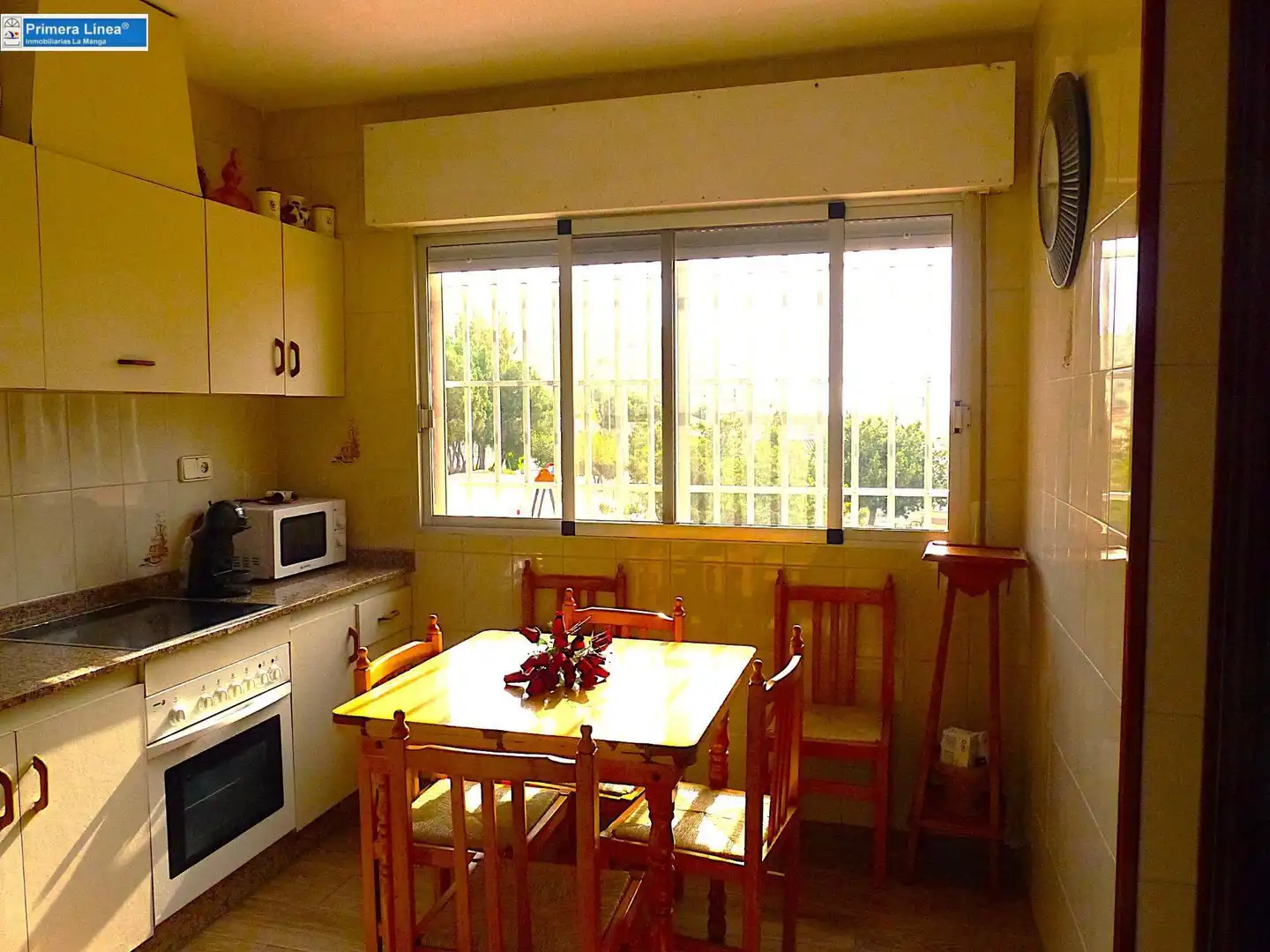 Cuina de Apartament en venda en Cartagena amb Aire condicionat, Moblat i Balcó