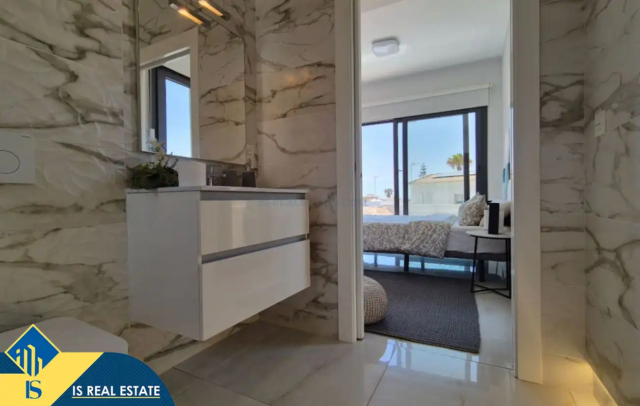 Villa avec piscine à vendre à Playa de los Locos, imagen 33