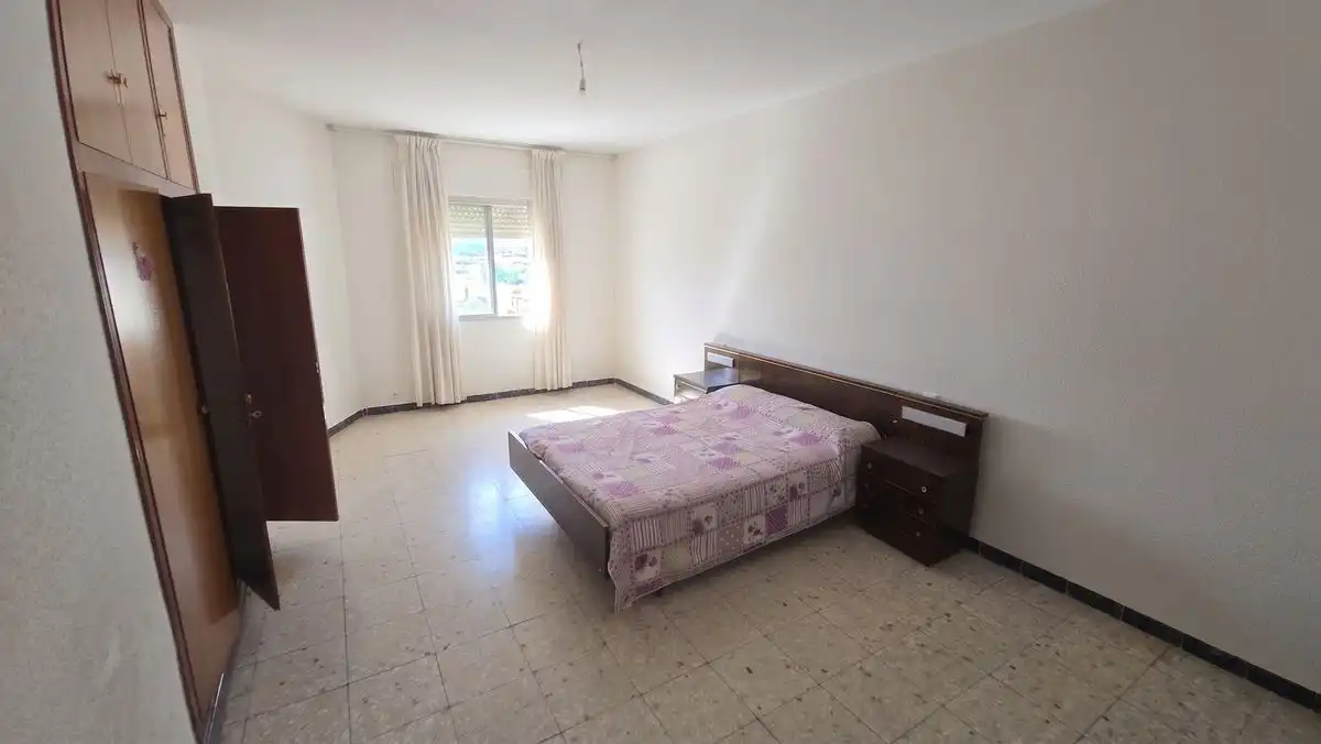 Habitación de Piso en venta en Navaluenga con Calefacción