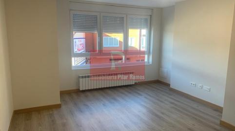 Foto 2 de Apartamento de alquiler en Trobajo del Camino, San Andrés del Rabanedo