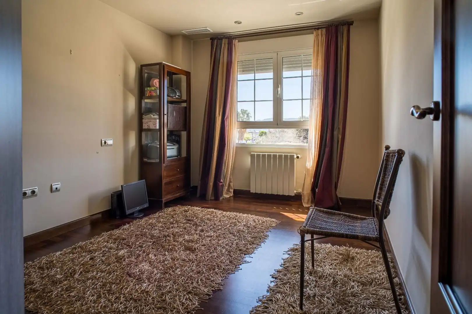 Sala de estar de Casa o chalet en venta en Elda con Aire acondicionado, Calefacción y Jardín privado