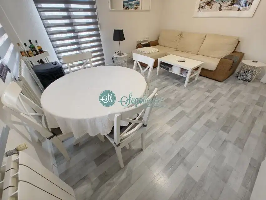 Comedor de Piso en venta en Torrecaballeros con Calefacción, Terraza y Amueblado