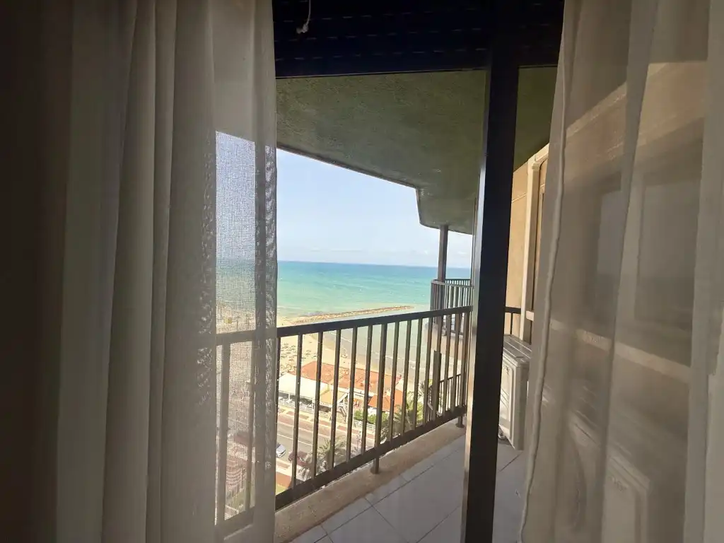 Apartament de lloguer a Avenida Ferrandis Salvador, Heliópolis