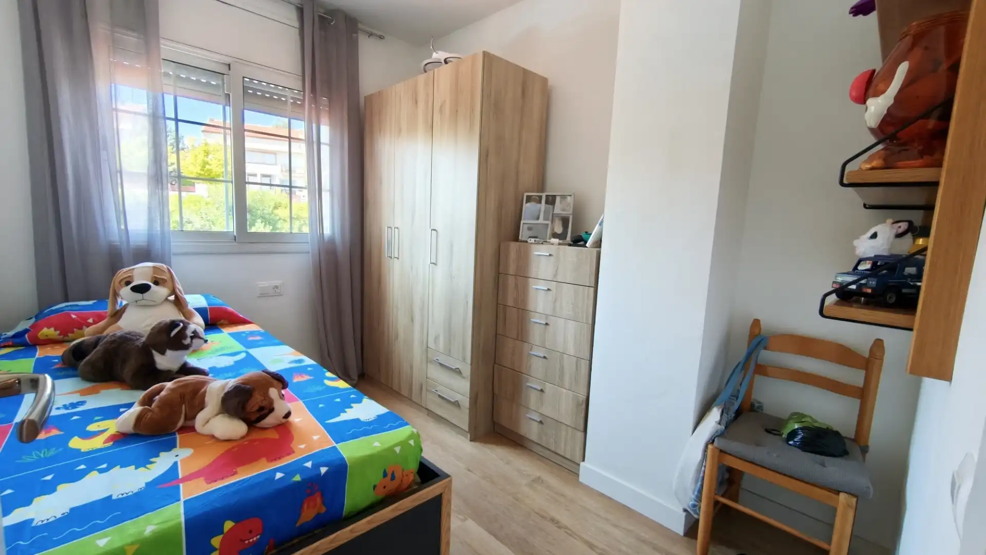 Habitación de Casa adosada en venta en Sant Salvador de Guardiola con Calefacción, Jardín privado y Parquet