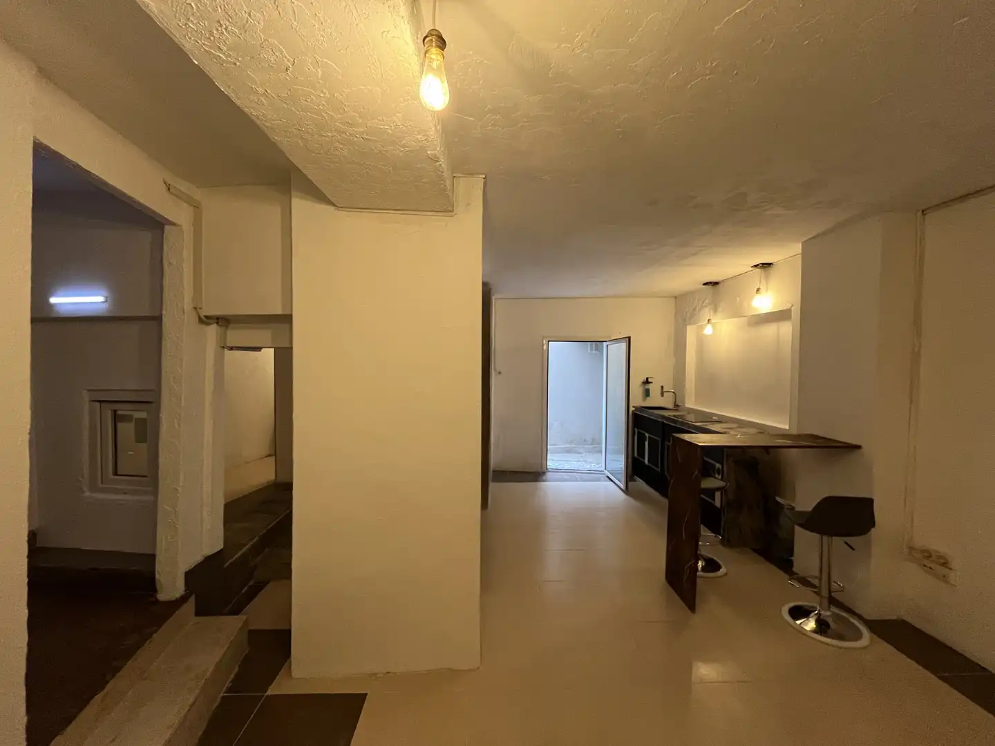 Commercial properties for sale in Manresa