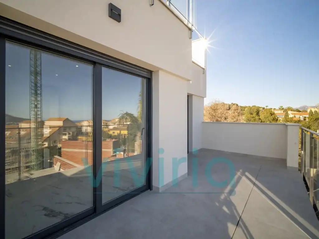 Terrassa de Casa o xalet en venda en La Nucia amb Piscina