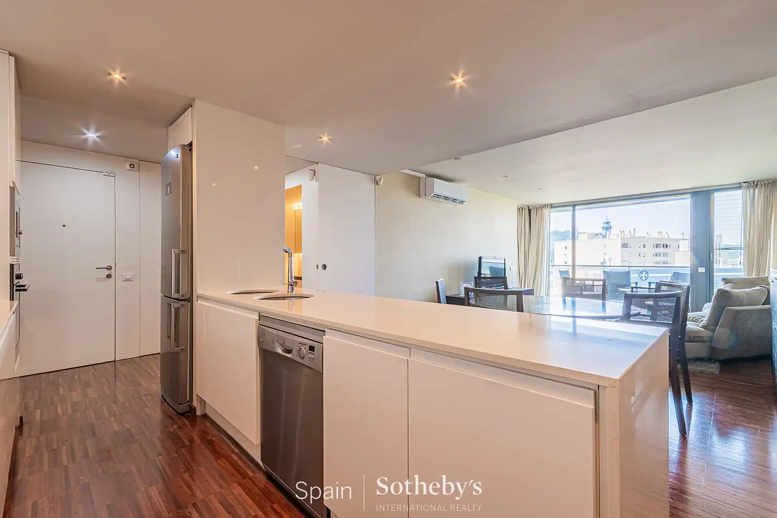 Cocina de Ático en venta en Barcelona con Aire acondicionado, Terraza y Piscina