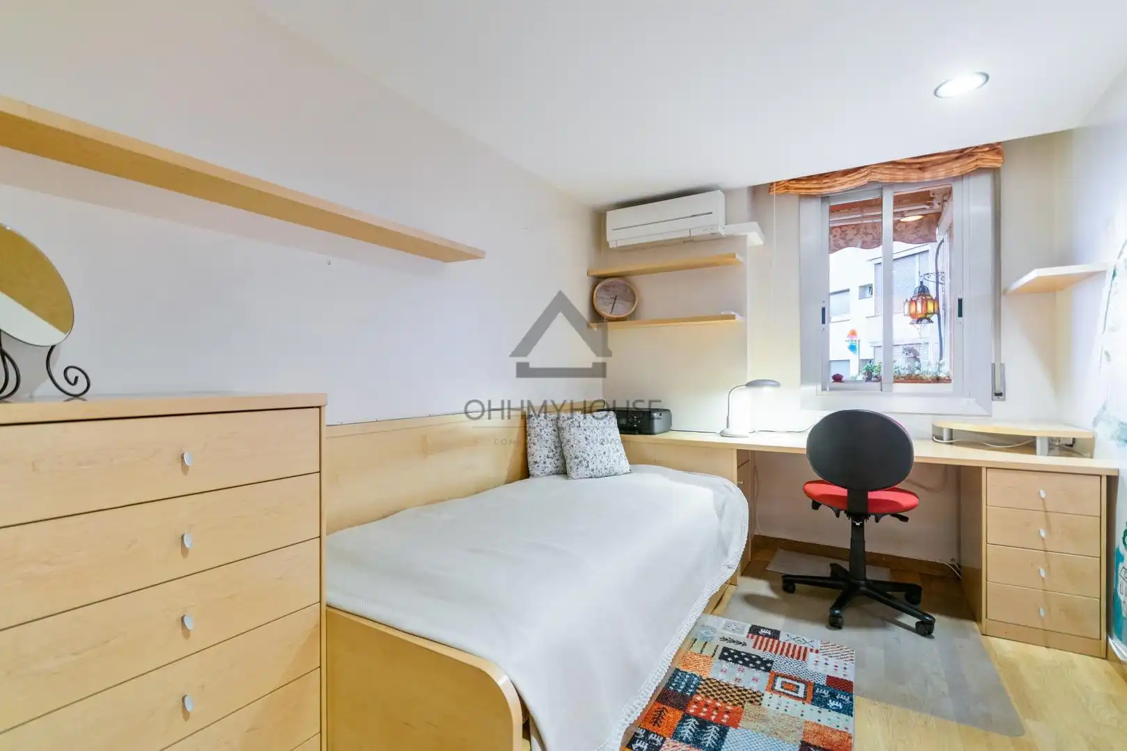 Dormitori de Apartament en venda en Horta - Guinardó