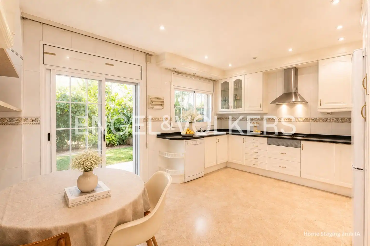 Cocina de Casa o chalet en venta en Premià de Mar con Aire acondicionado y Calefacción