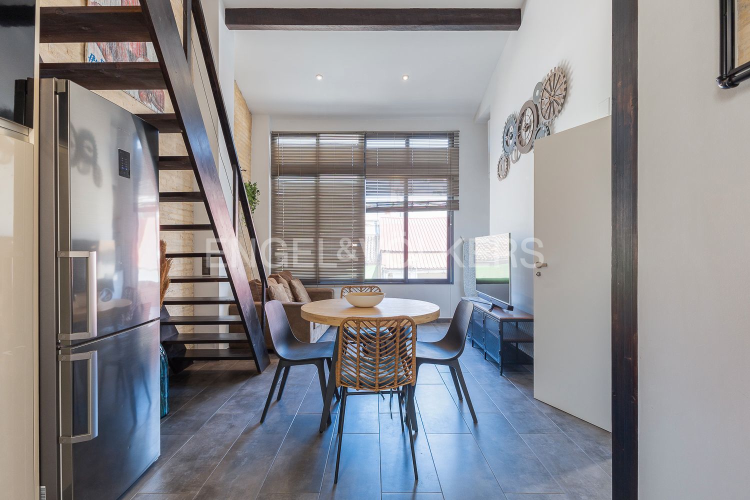 Exterior view of Apartment for sale in  Valencia Capital  with Air Conditioner, Heating and Balcony