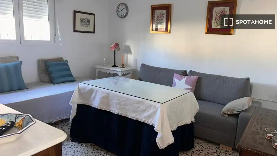 Room in Villanueva del Ariscal
