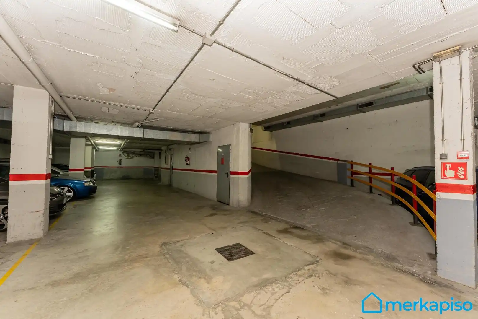 Parking de Piso en venta en Viladecans con Calefacción, Parquet y Balcón