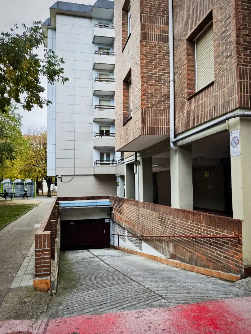 Individual con ascensor en venta en Txibitena Auzunea Etxetaldea 9B, imagen 3