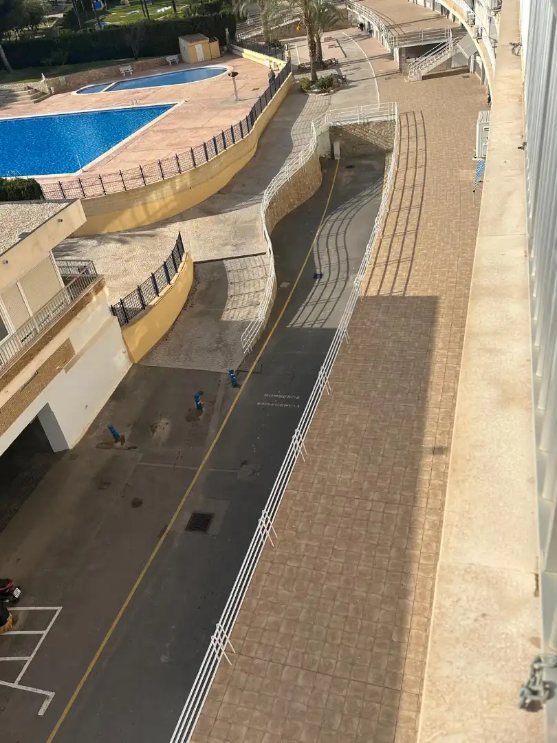 Vista exterior de Apartament en venda en Sant Joan d'Alacant amb Aire condicionat, Terrassa i Forn