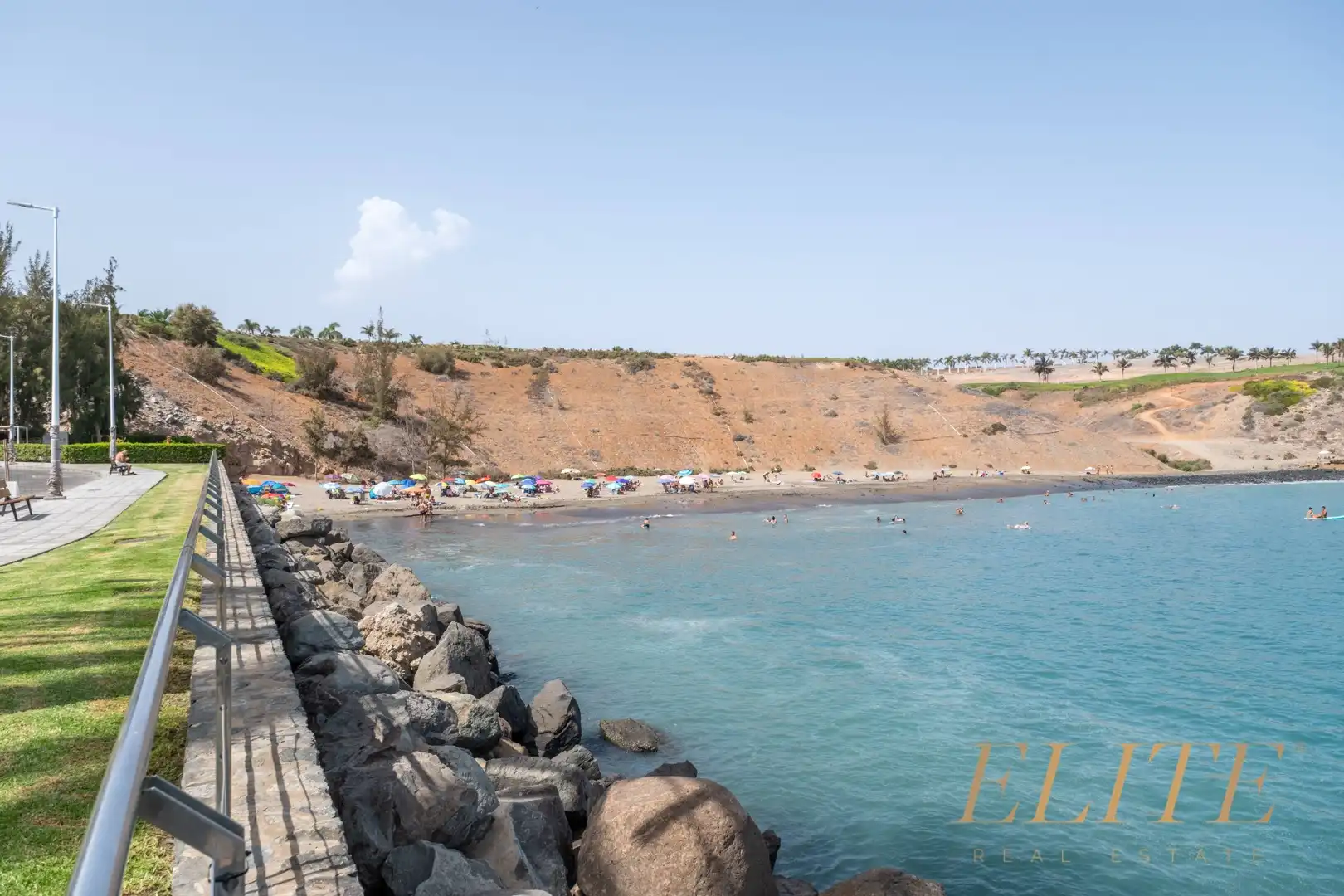 Vista exterior de Casa o chalet en venta en San Bartolomé de Tirajana con Aire acondicionado, Calefacción y Jardín privado