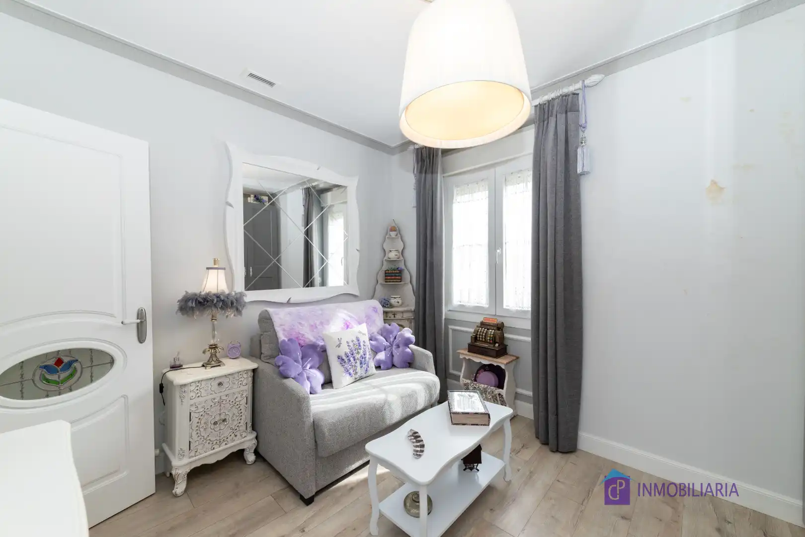 Sala de estar de Piso en venta en Zaragoza con Aire acondicionado, Calefacción y Horno