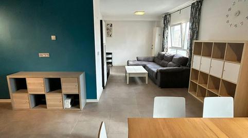 Foto 2 de Piso de alquiler en Carrer de 8 de Març, Benetússer, Valencia