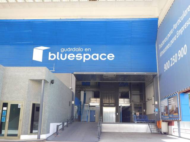 Trastero en Alquiler en Avenida de Aragón, 336C en Rejas