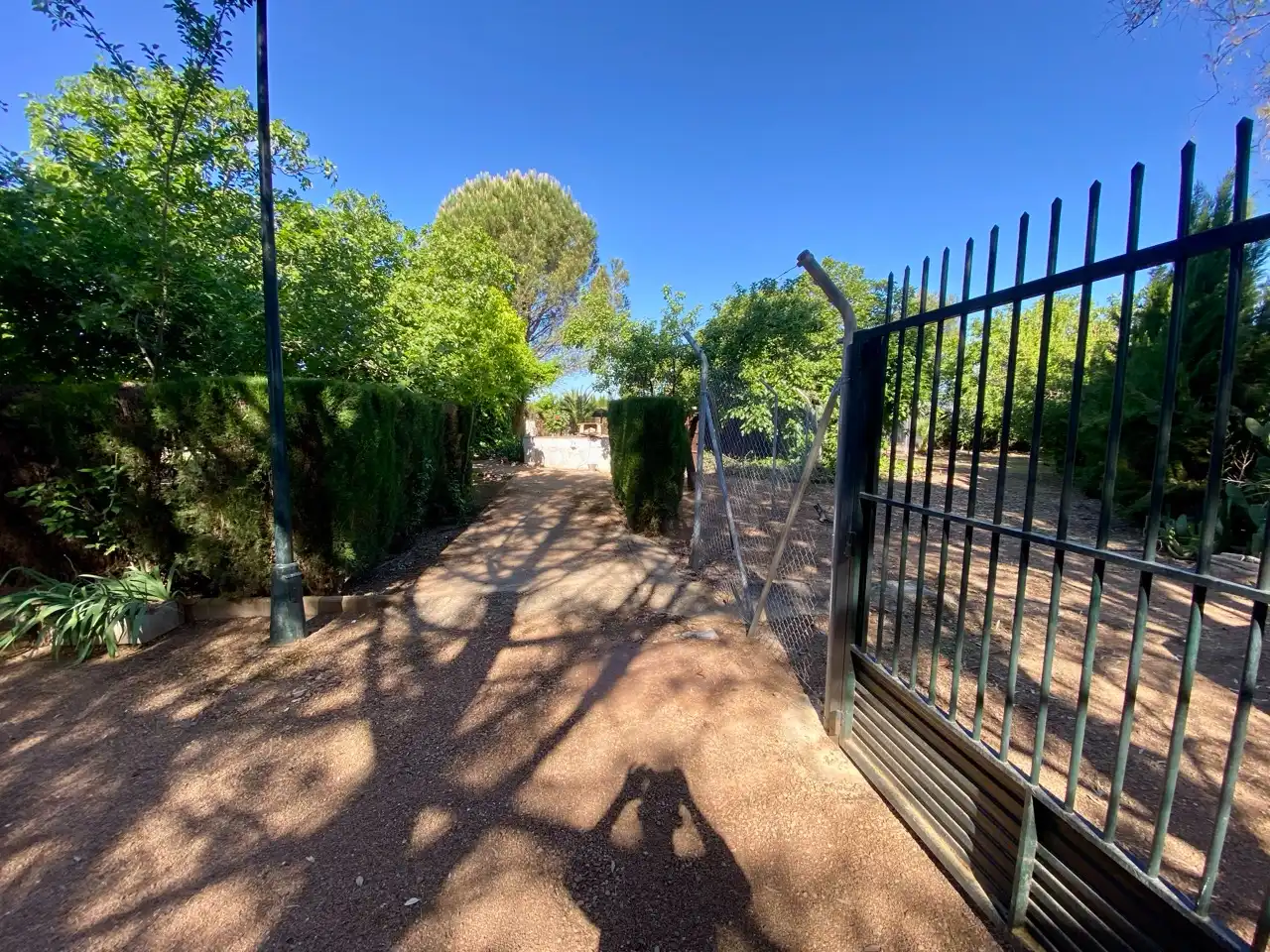 Vista exterior de Casa o chalet en venta en Fernán Caballero con Aire acondicionado, Jardín privado y Trastero