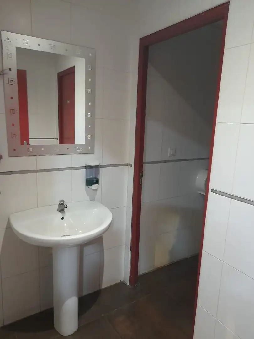 Local en venta en N/A, Mestrets