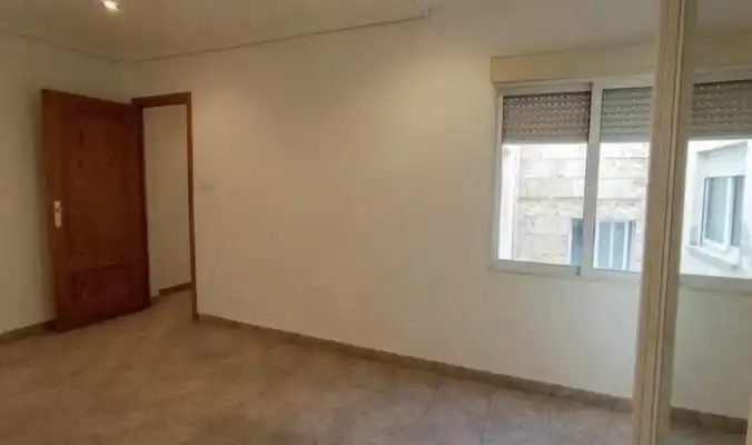 Piso de alquiler en Carrer de Joan d'Àustria, Centro