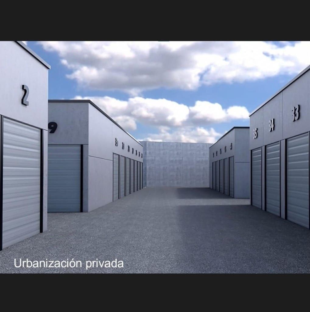 Exterior view of Box room for sale in Úbeda