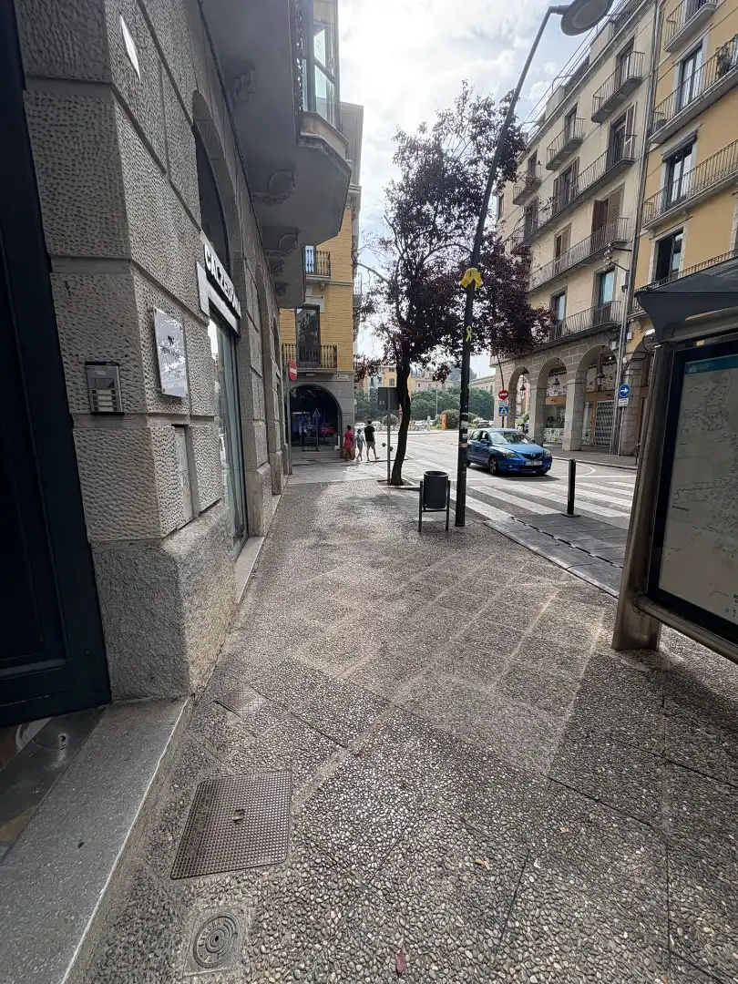 Oficina de alquiler en Avinguda de Sant Francesc, 4, Centre - Barri Vell