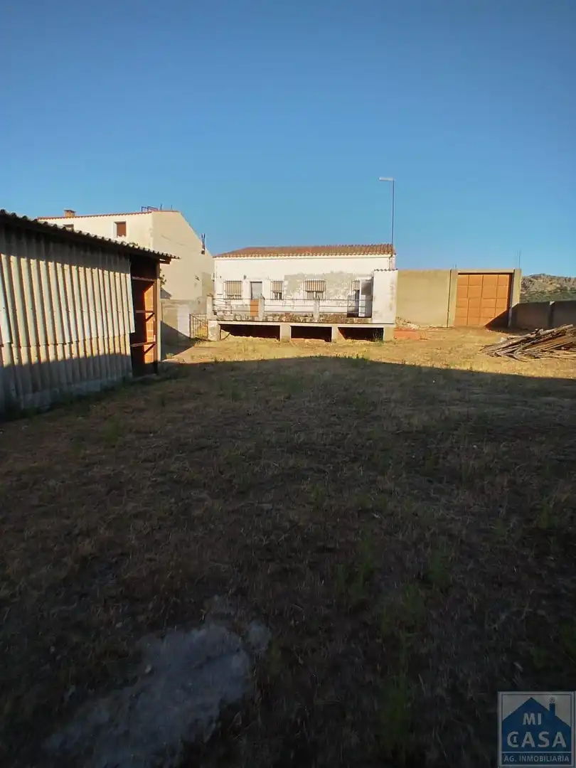 Country house zum Verkauf in La Zarza (Badajoz)