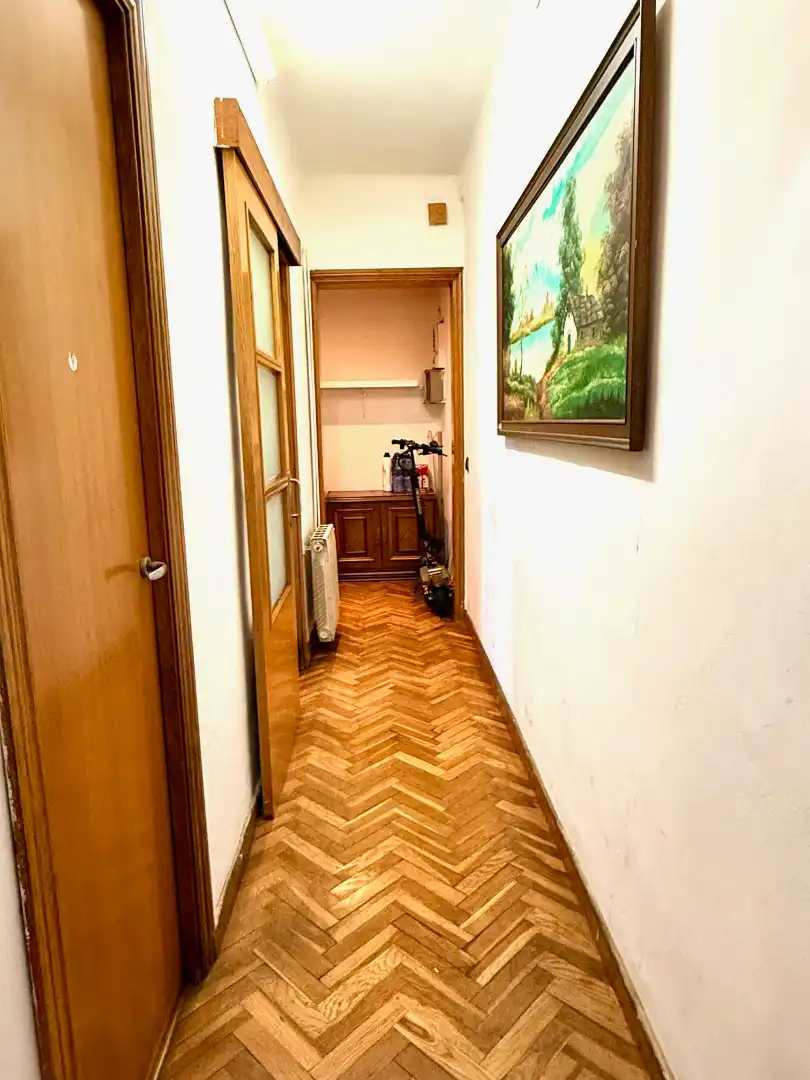 Flat for sale in Barcelona  with Heating and Parquet flooring