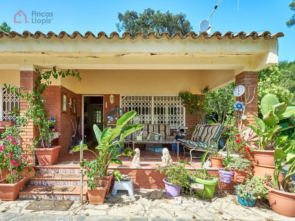 Jardí de Casa o xalet en venda en Corbera de Llobregat amb Aire condicionat, Calefacció i Jardí privat