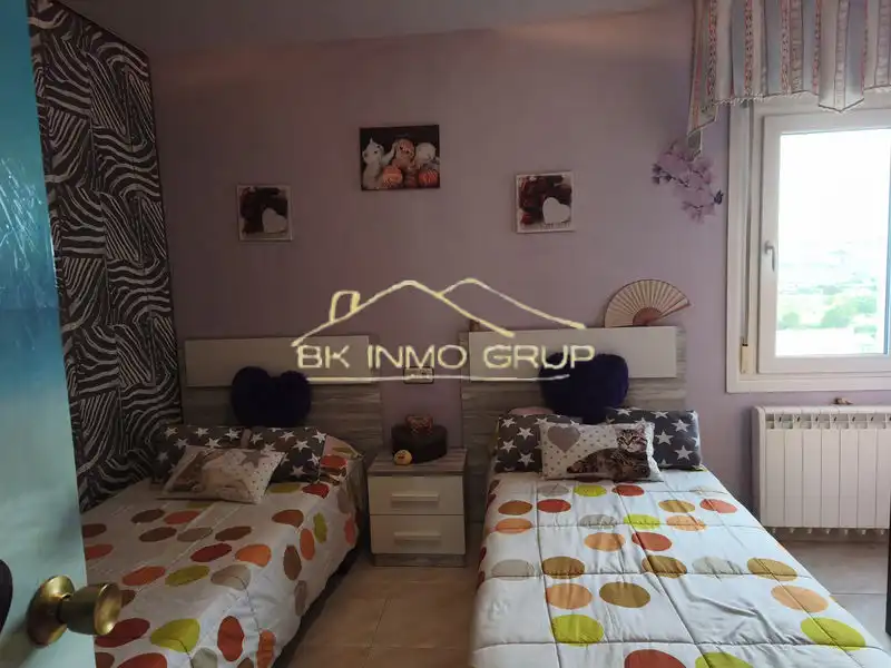 Habitación de Casa adosada en venta en Traiguera con Aire acondicionado, Terraza y Amueblado