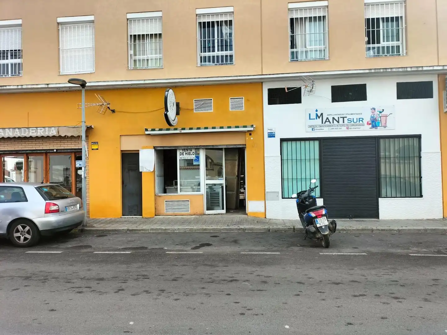 Commercial properties for sale in Puerto Real  with Furnished